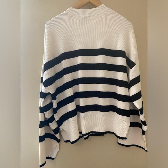 Dynamite oversized striped sweater - Picture 5 of 6